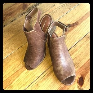 NWOT Brown, Peep-Toe Booties!!